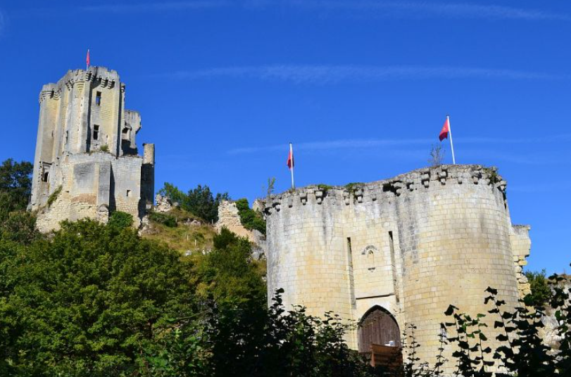 Ruines du Château de Lavardin, France